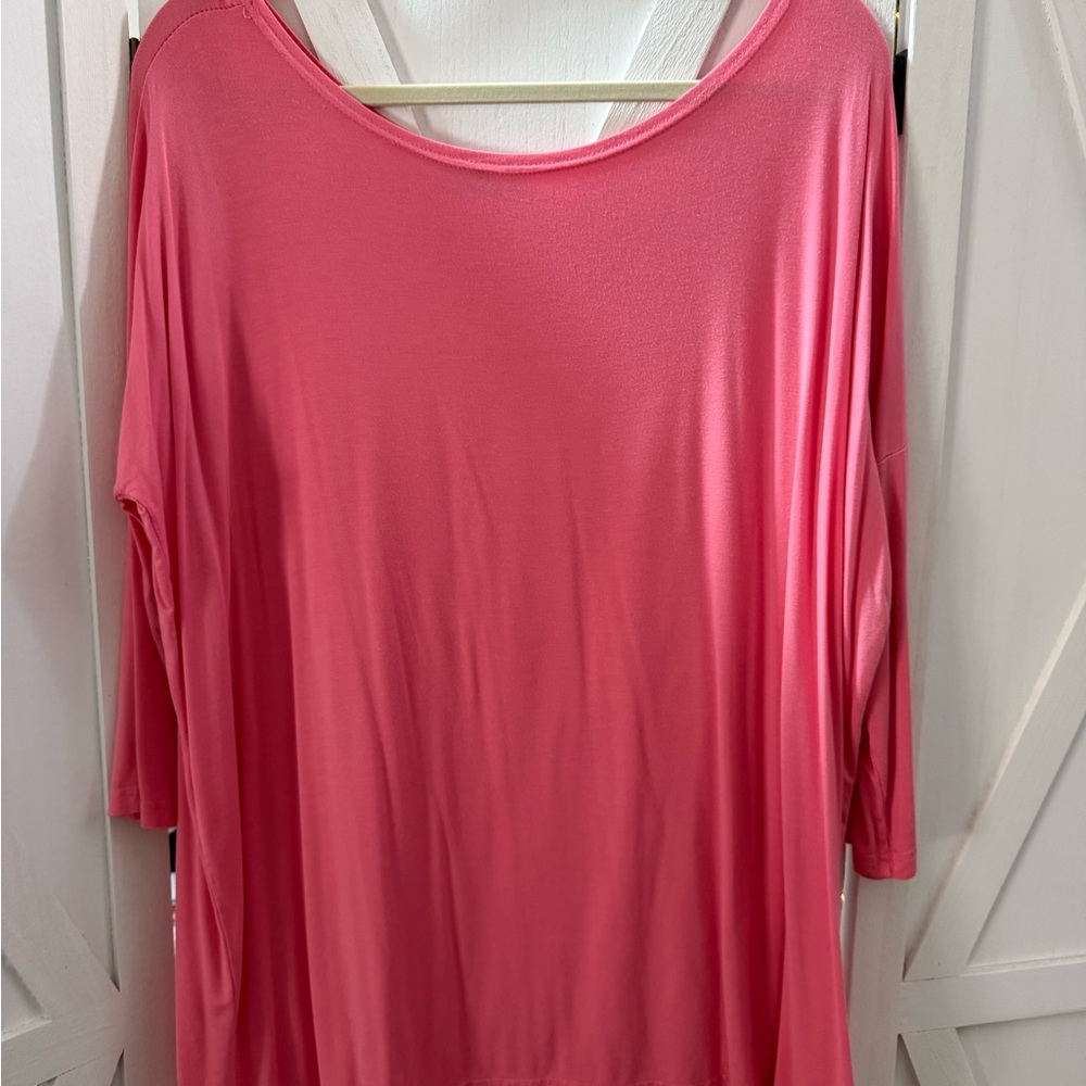 Women's Coral Top